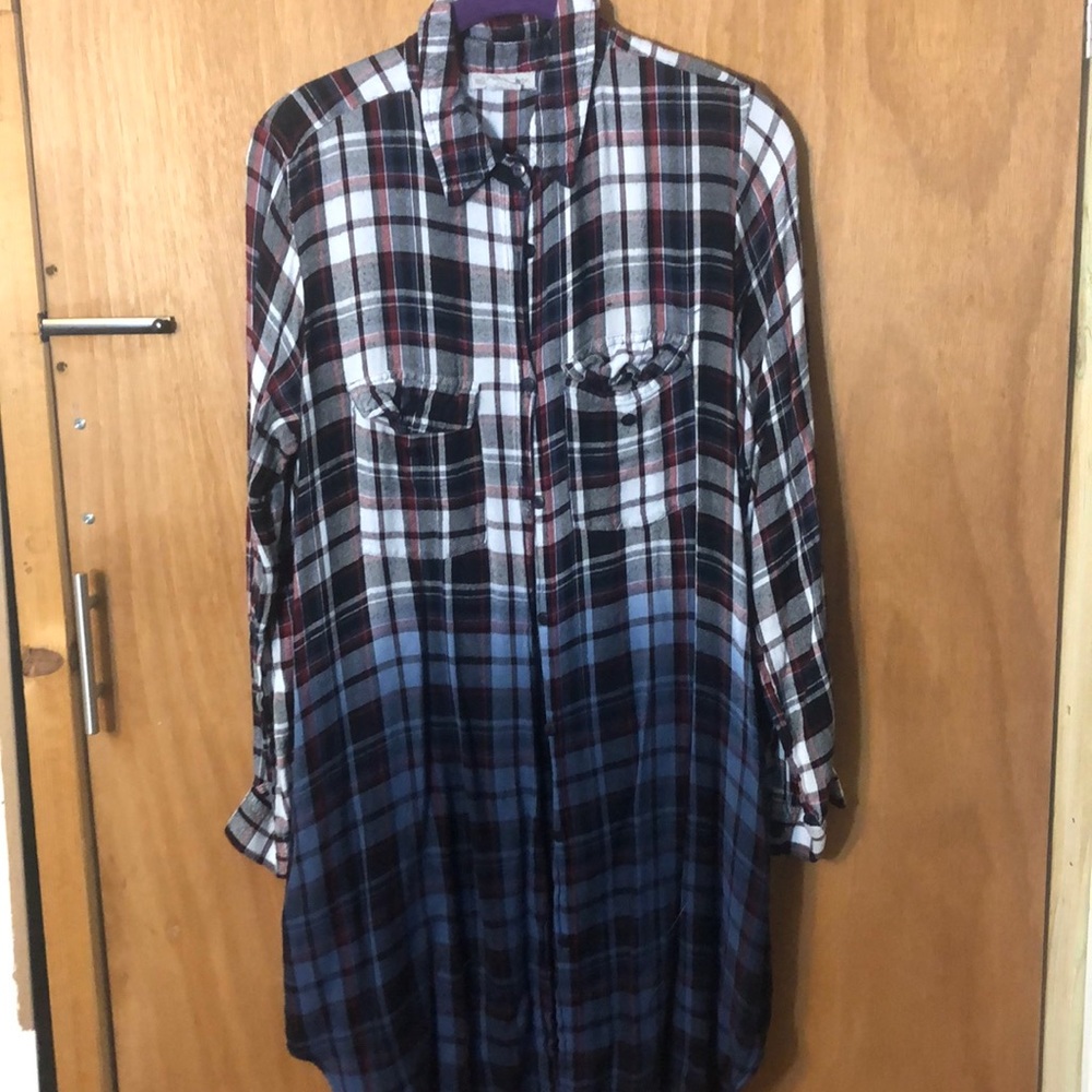 Long Plaid/Flannel shirt, Long sleeved.